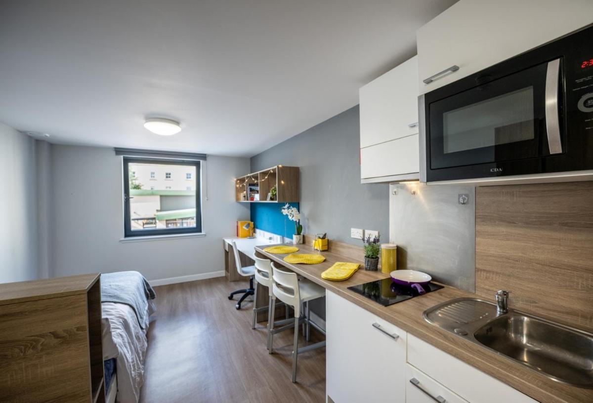 מלון Joivy Affordable Edinburgh - Adults Only מראה חיצוני תמונה